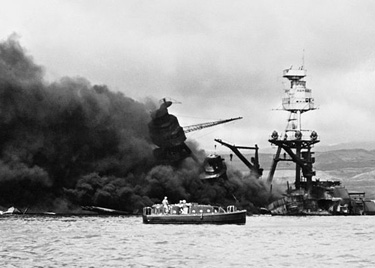 Attack on Pearl Harbor- USS Arizona Sinking